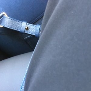 Meet your Posher, Yili